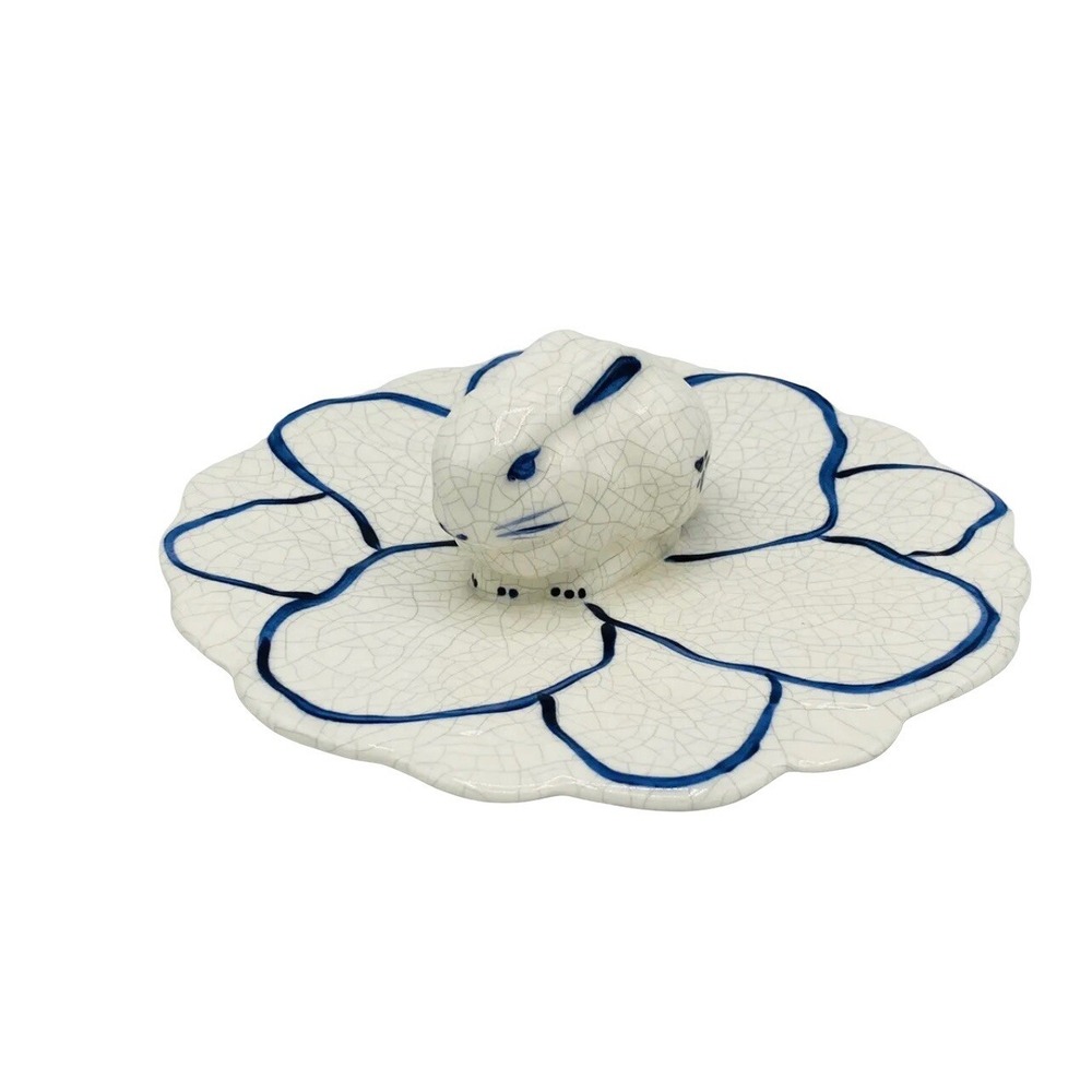 Dedham Pottery rabbit Bunny on lettuce plate #87 blue white crackle 7"‎